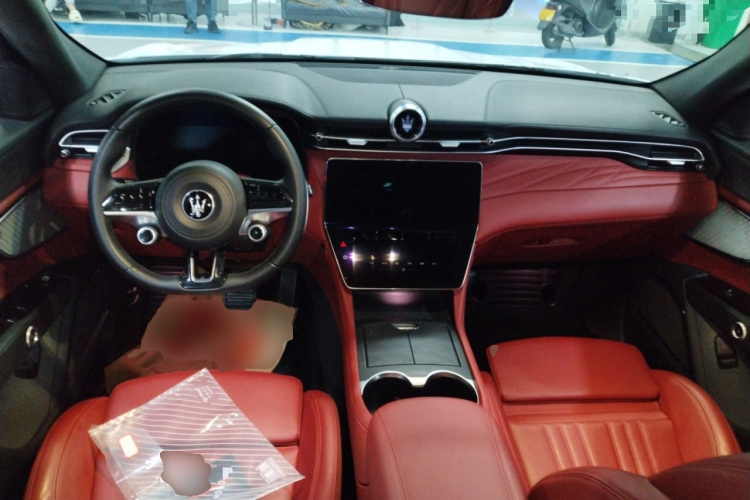 玛莎拉蒂 Grecale格雷嘉 2023款 2.0T GT中控内饰12