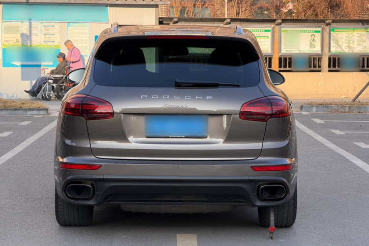 保时捷 2015款 Cayenne 3.0T车身外观6001