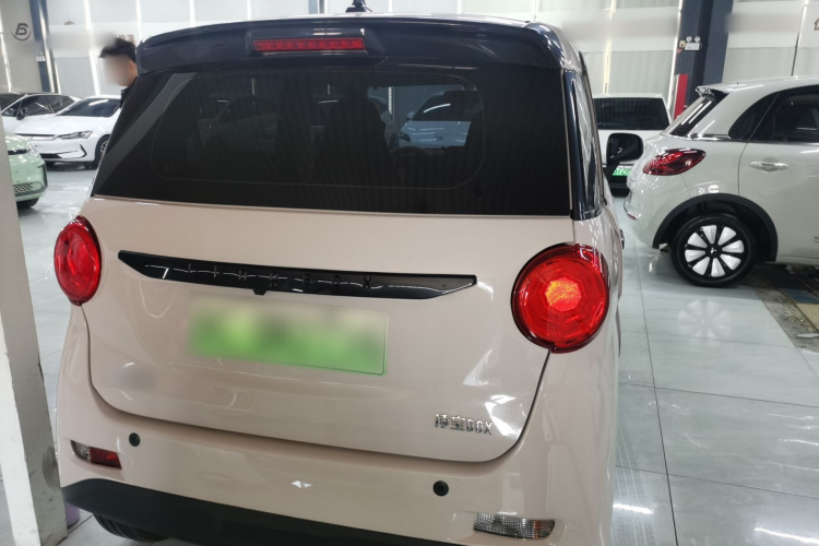 凌宝汽车 凌宝BOX 2022款 蔡文姬Pro版车身外观6