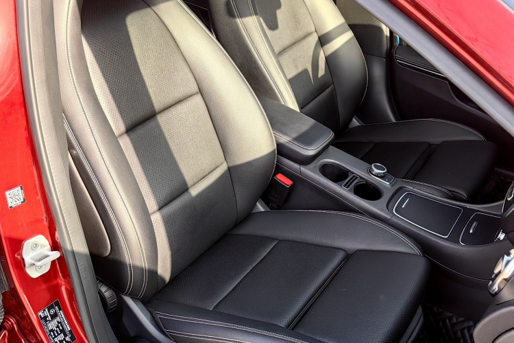 奔驰GLA 2017款 GLA 200 时尚型局部细节41