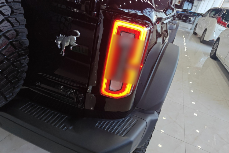 福特烈马 2024款 2.3T 荒地车身外观9