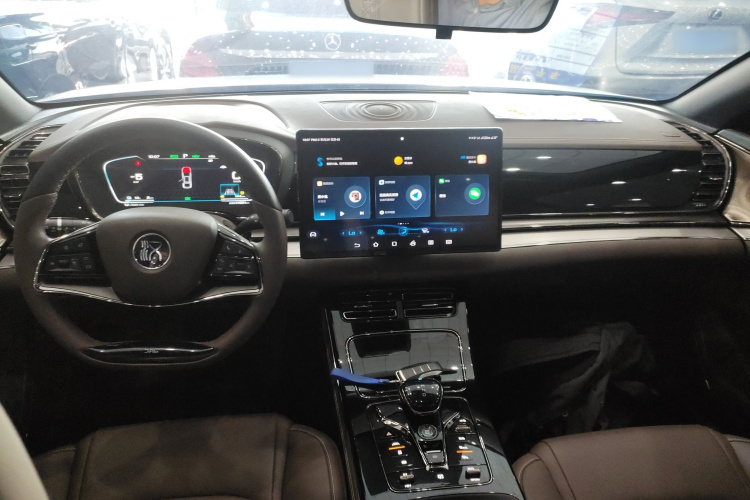 比亚迪 汉 2020款 DM 四驱性能版尊贵型中控内饰7002