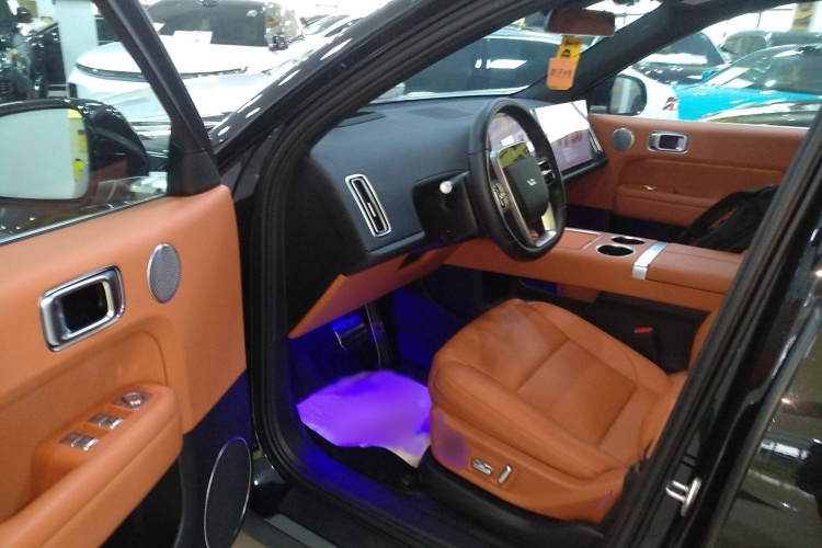 理想汽车 理想L6 2024款 Pro中控内饰7003