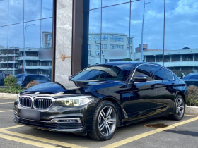 宝马5系 2019款 530Li 领先型 豪华套装