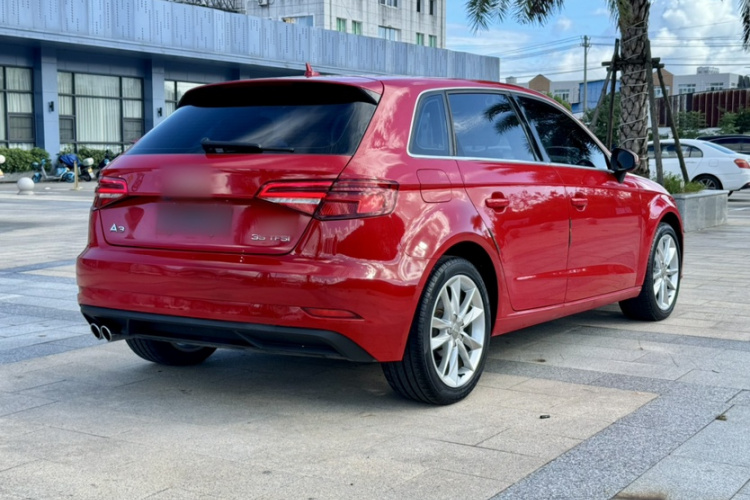 奥迪A3 2018款 30周年年型 Sportback 35 TFSI 进取型车身外观6002