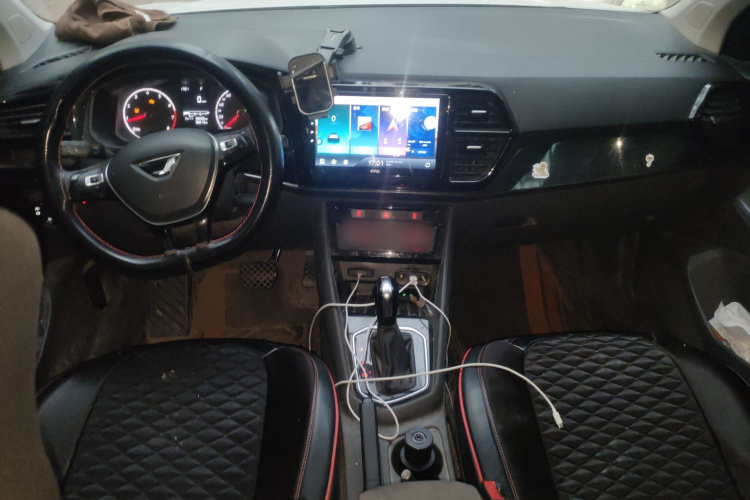 捷达VS5 2019款 280TSI 自动进取型中控内饰12