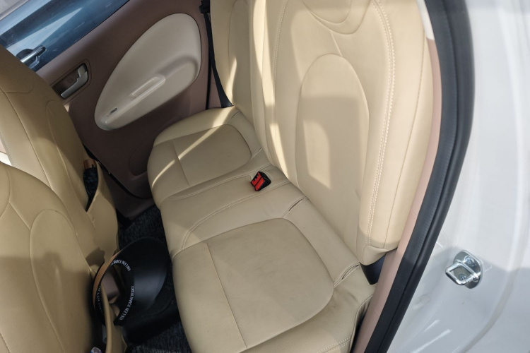 五菱汽车 宏光MINIEV 2025款 四门版 进阶款中控内饰21