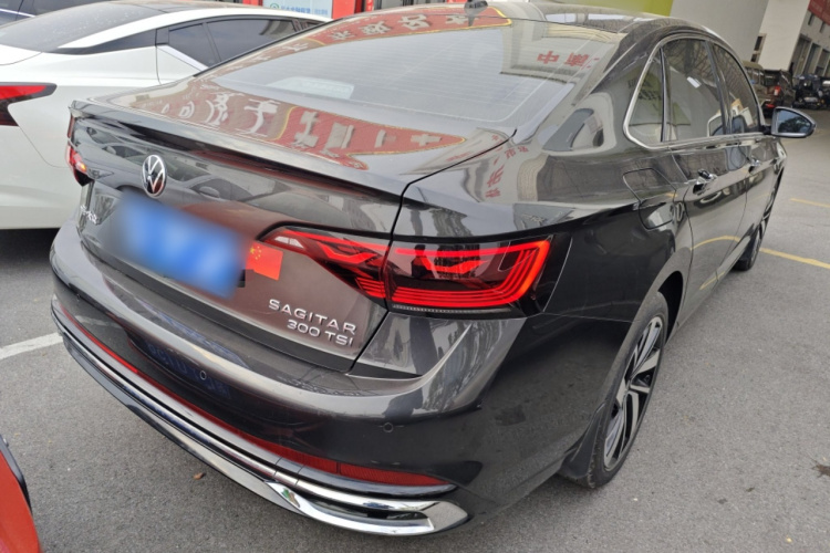 大众 速腾 2023款 300TSI DSG超越版车身外观7