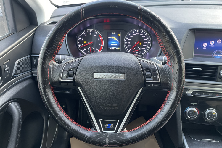 哈弗H6 2018款 蓝标 运动版 1.5T 自动两驱精英型中控内饰13