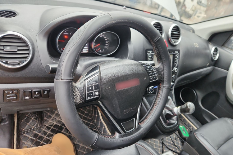 哈弗H6 2013款 升级版 1.5T 手动两驱精英型中控内饰13