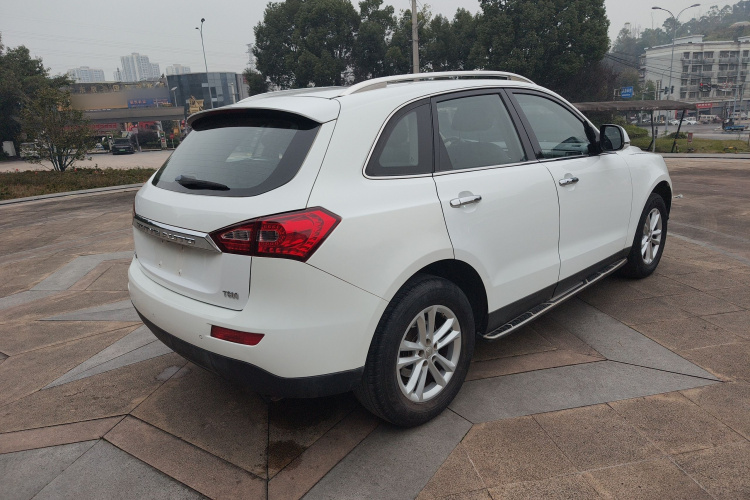 众泰T600 2016款 1.5T 手动旗舰型车身外观7