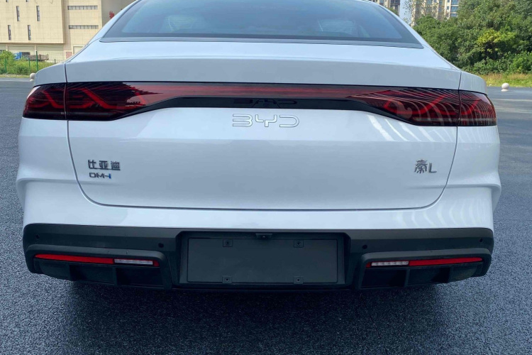 比亚迪 秦L 2024款 DM-i 120KM领先型车身外观6005