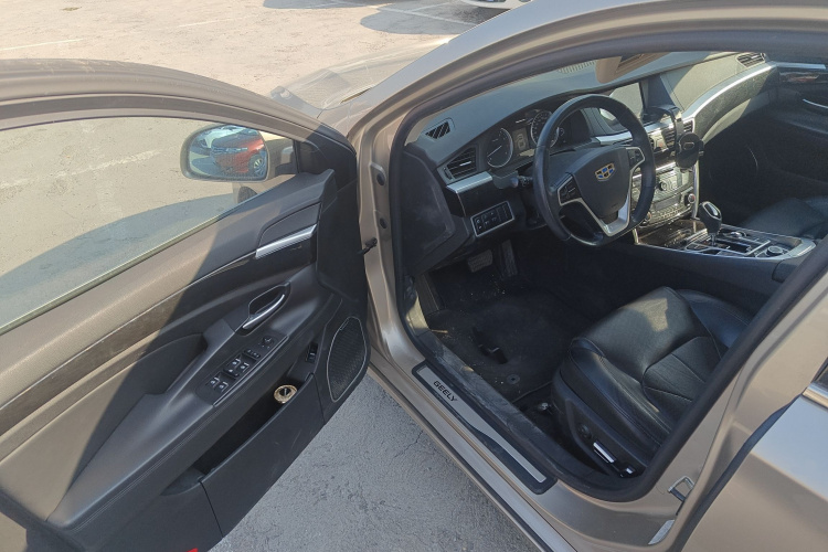 吉利汽车 博瑞 2015款 2.4L 舒适型中控内饰20