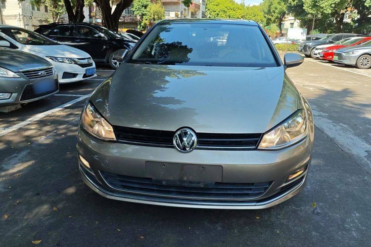 大众 高尔夫 2014款 1.4TSI 手动舒适型车身外观2