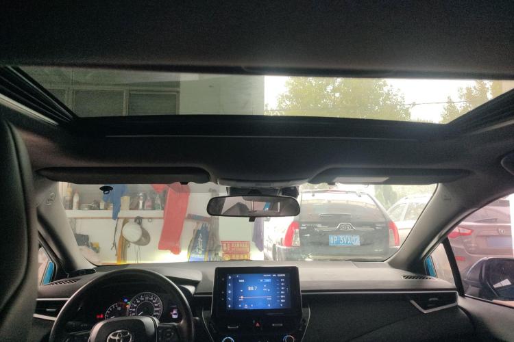 丰田 雷凌 2022款 185T CVT豪华版中控内饰22