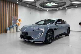 阿维塔12 2023款 650 三激光四驱性能版