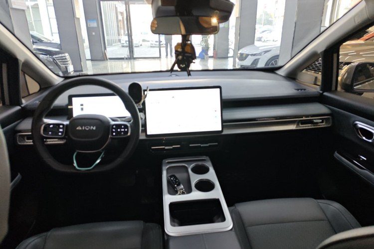 埃安 AION Y 2022款 Plus 70 智领版中控内饰12