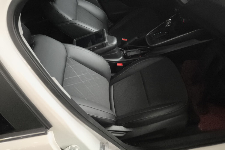 福特 福睿斯 2019款 改款 1.5L 自动悦享型 国VI局部细节41