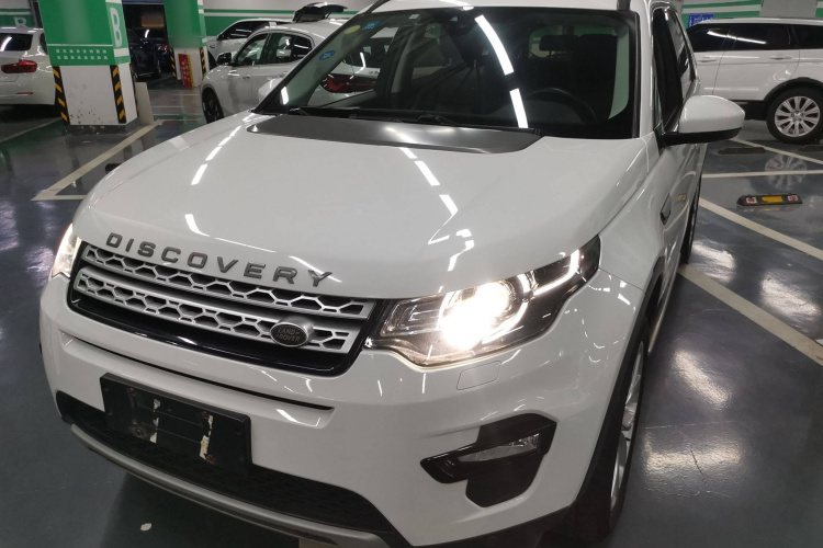 路虎 发现神行 2017款 2.0T HSE车身外观1