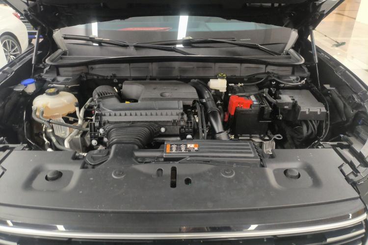 福特 2023款 锐界L 2.0T EcoBoost 两驱七座豪华型机舱底盘24