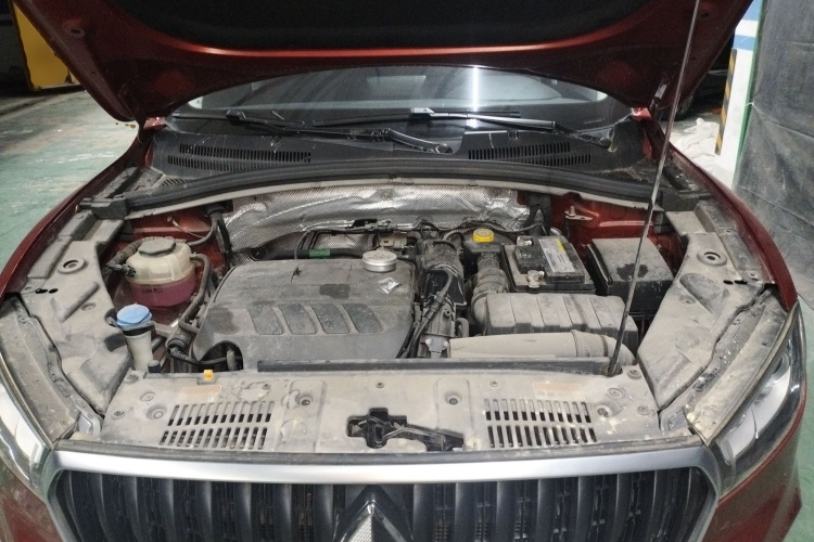 宝沃BX3 2020款 20TGDI 两驱自动舒适型机舱底盘24