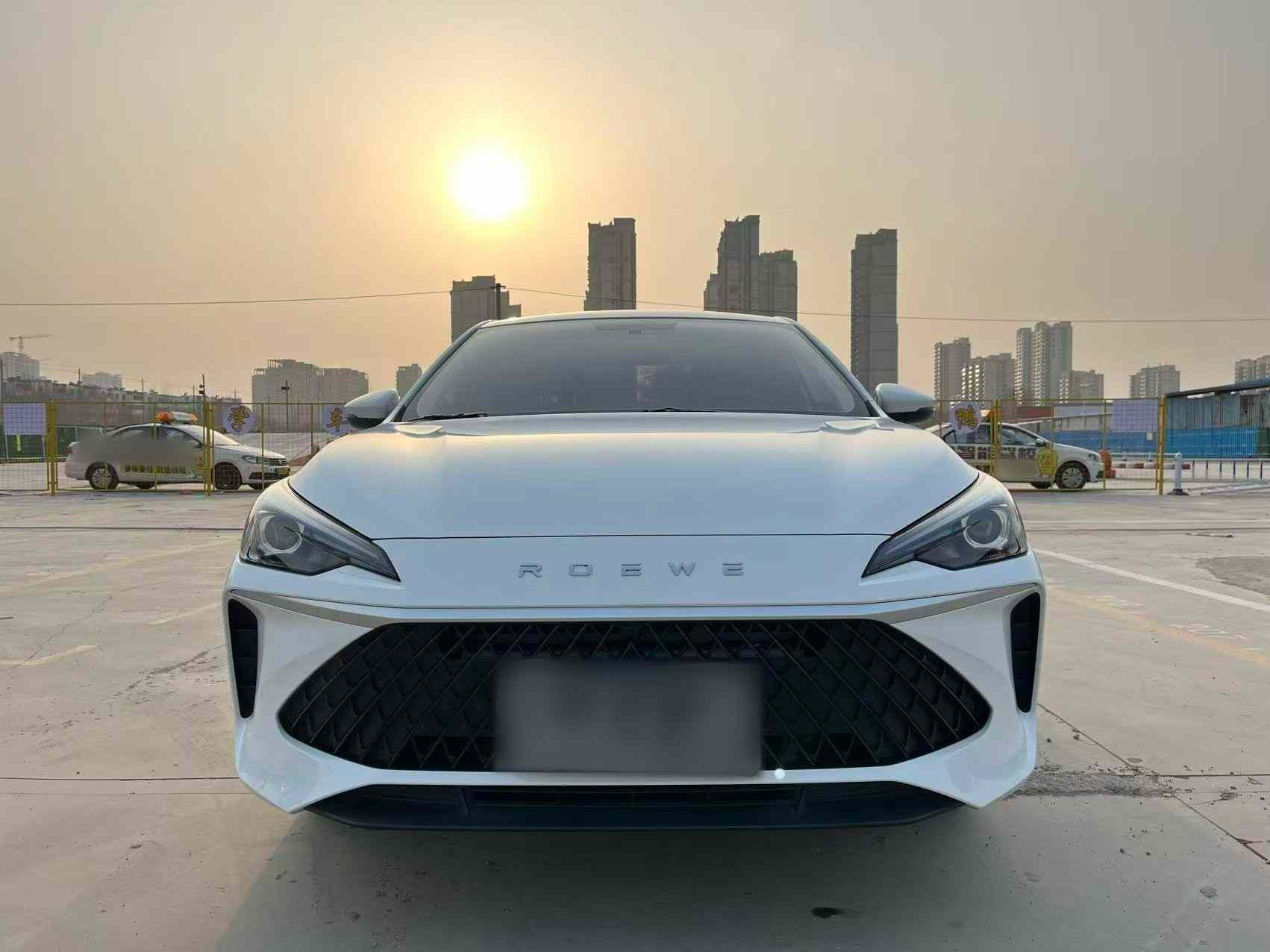 荣威i5 2026款 1.5L 手动舒享版(1)