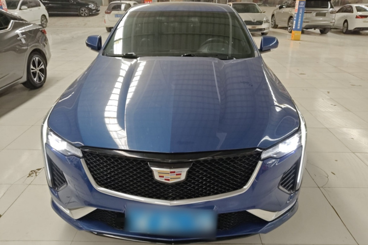 凯迪拉克CT4 2020款 28T 时尚型车身外观2