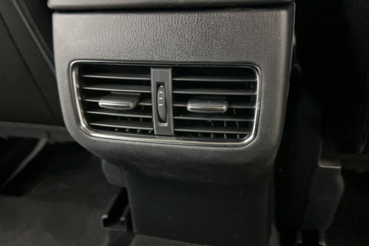 马自达CX-5 2017款 2.0L 自动两驱智尚型 国V中控内饰7012