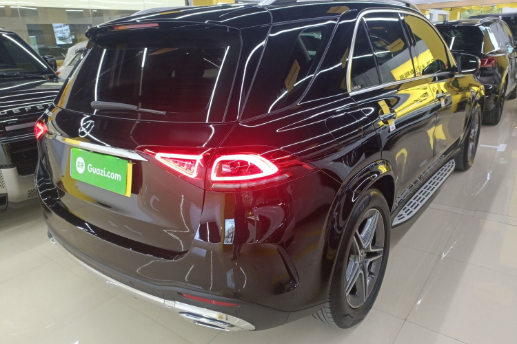 奔驰GLE 2020款 GLE 350 4MATIC 时尚型车身外观7