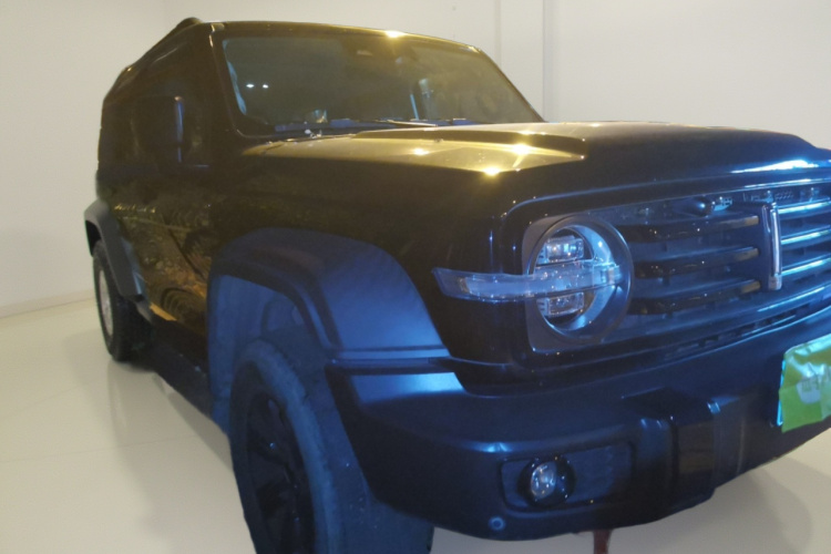 坦克300 2021款 越野版 2.0T 挑战者车身外观3