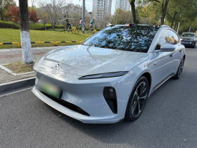 蔚来ET5T 2024款 75kWh Touring