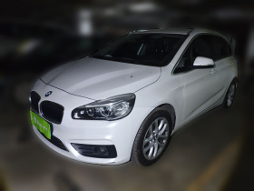宝马2系旅行车 2016款 220i 领先型