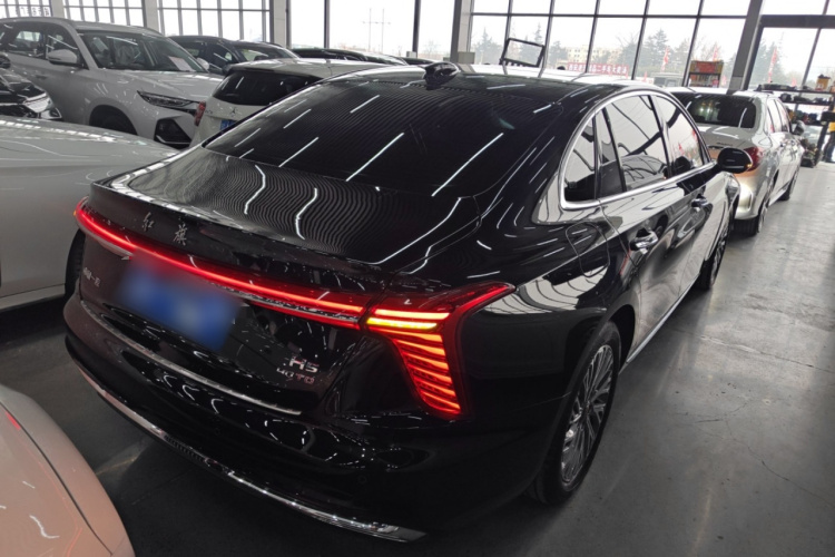 红旗H5 2023款 2.0T 自动智联旗畅版车身外观6005