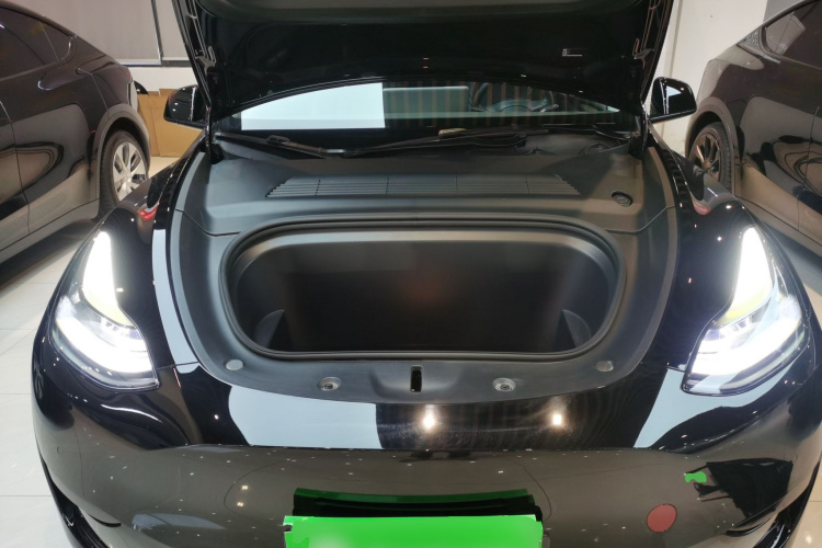 特斯拉 Model Y 2022款 后轮驱动版机舱底盘24