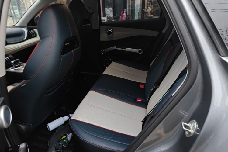 比亚迪 元PLUS 2022款 510KM 尊荣型中控内饰7004