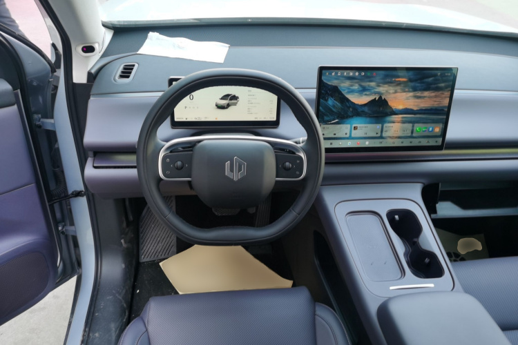 零跑汽车 零跑C16 2024款 增程 200激光雷达版中控内饰13