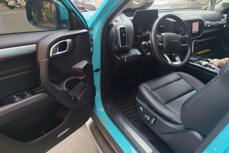 哈弗大狗 2021款 2.0T DCT四驱中华田园犬版中控内饰20