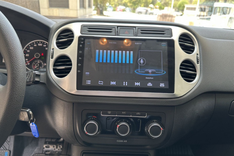 大众 途观 2016款 300TSI 自动两驱风尚版中控内饰7009