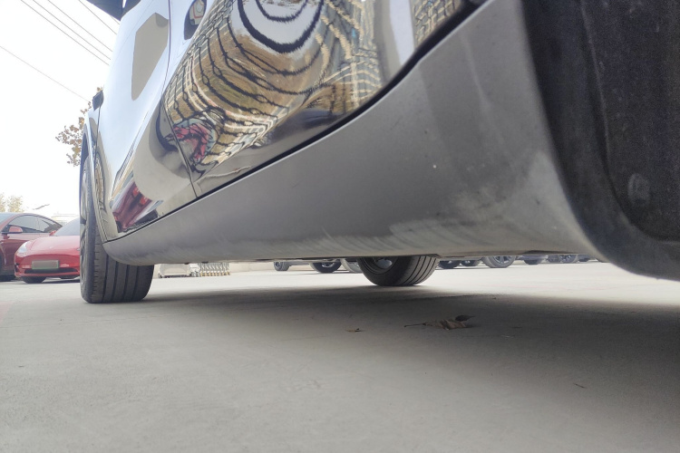 特斯拉 Model Y 2023款 后轮驱动版局部细节9002