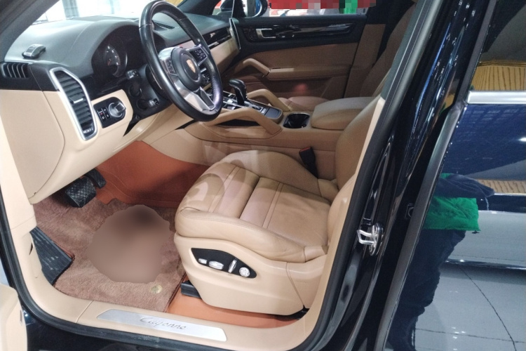 保时捷 2018款 Cayenne 3.0T中控内饰19