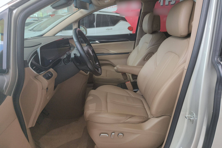 别克GL8 2021款 ES陆尊 653T 豪华型中控内饰19