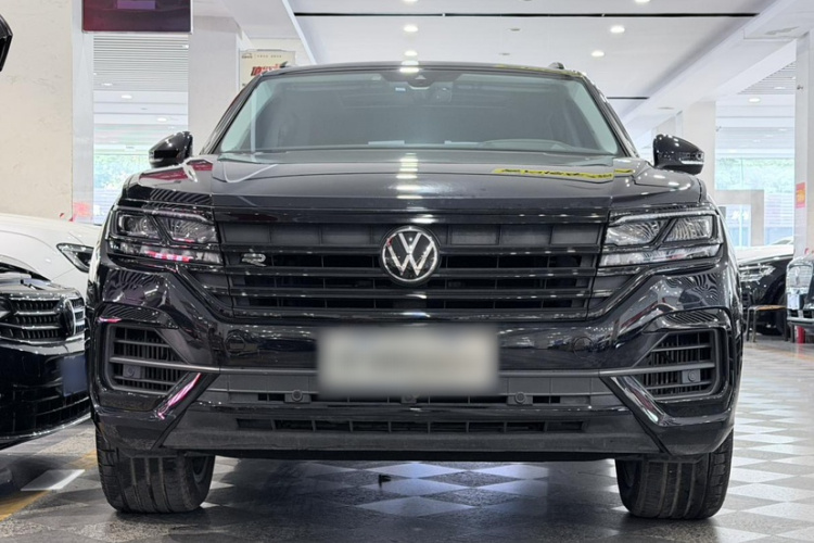 大众 途锐 2022款 3.0TSI 锐享版 曜黑运动套装车身外观6002