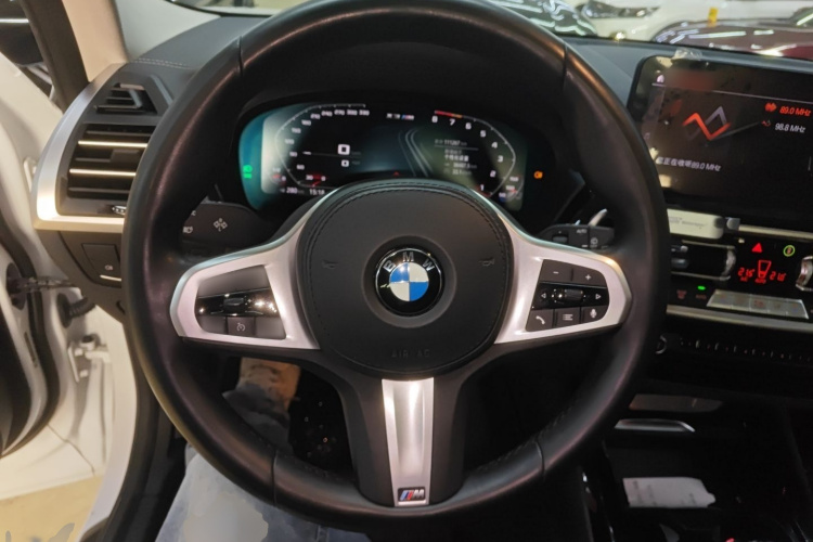 宝马X3 2022款 xDrive25i M运动套装局部细节13