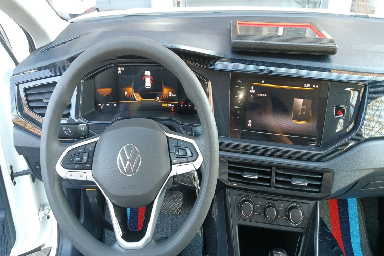 大众 朗逸 2023款 新锐 1.5L 自动新逸版中控内饰7002