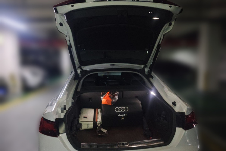 奥迪A5 2023款 Sportback 40 TFSI 时尚动感型中控内饰23