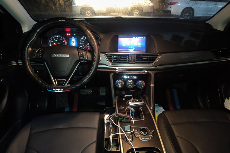 哈弗H6 2018款 运动版 1.5T 自动两驱精英型 国V中控内饰12