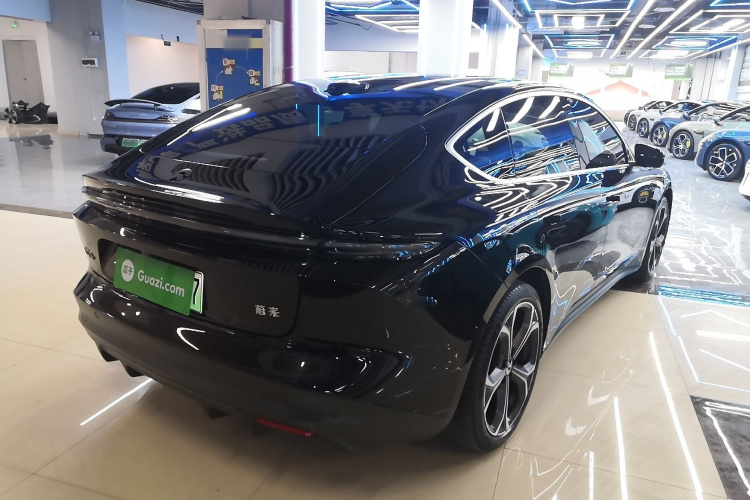 蔚来ET5 2024款 75kWh车身外观7