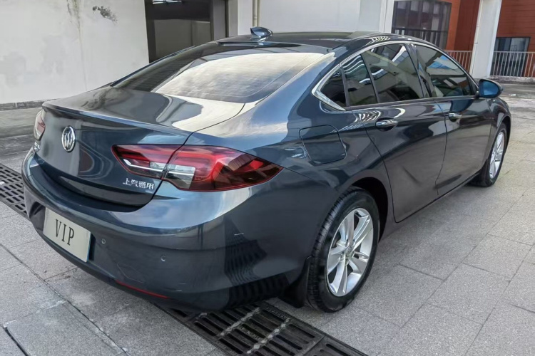 别克 君威 2019款 20T 精英型 国VI车身外观6005