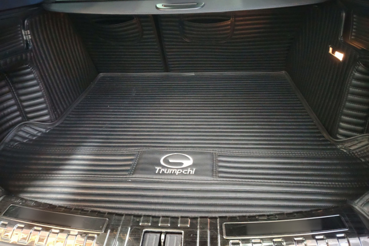 广汽传祺 传祺GS5 2019款 270T 自动尊享版机舱底盘23