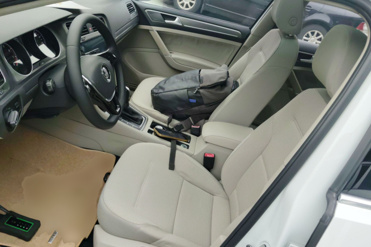大众 高尔夫 2015款 1.4TSI 自动舒适型中控内饰19
